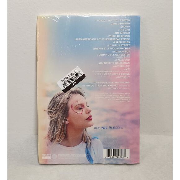 Taylor Swift Lover Deluxe Album Version 2 Journal And CD 2019 Brand New - Picture 2 of 5